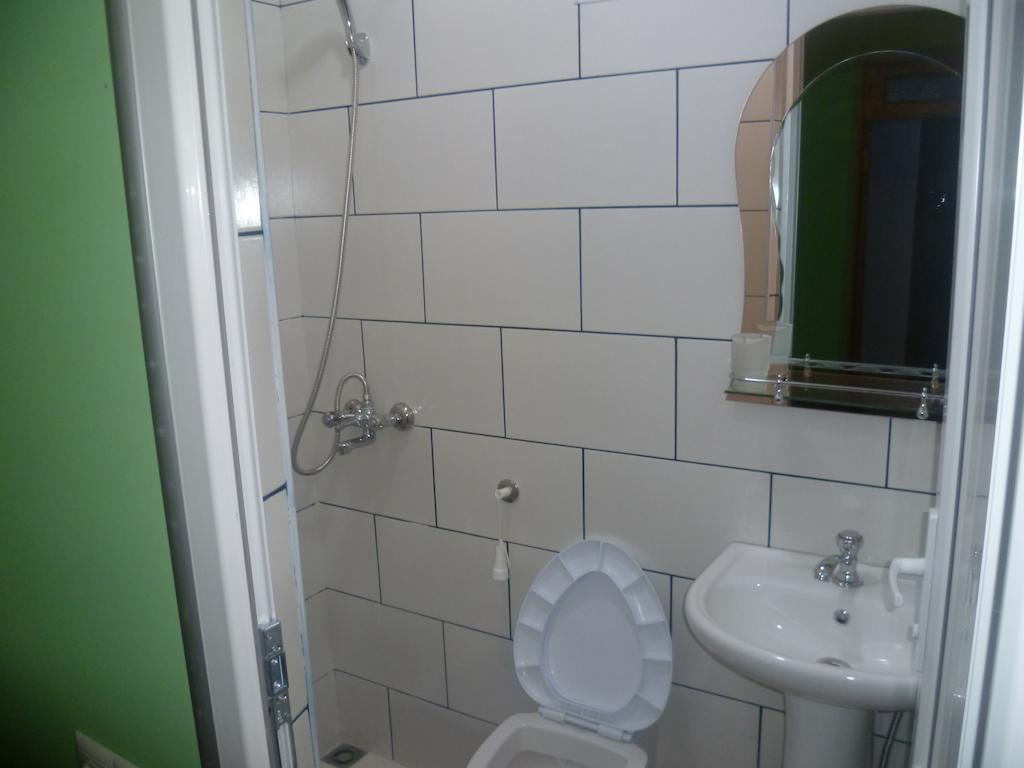 Suliko Guest House Batumi Zimmer foto